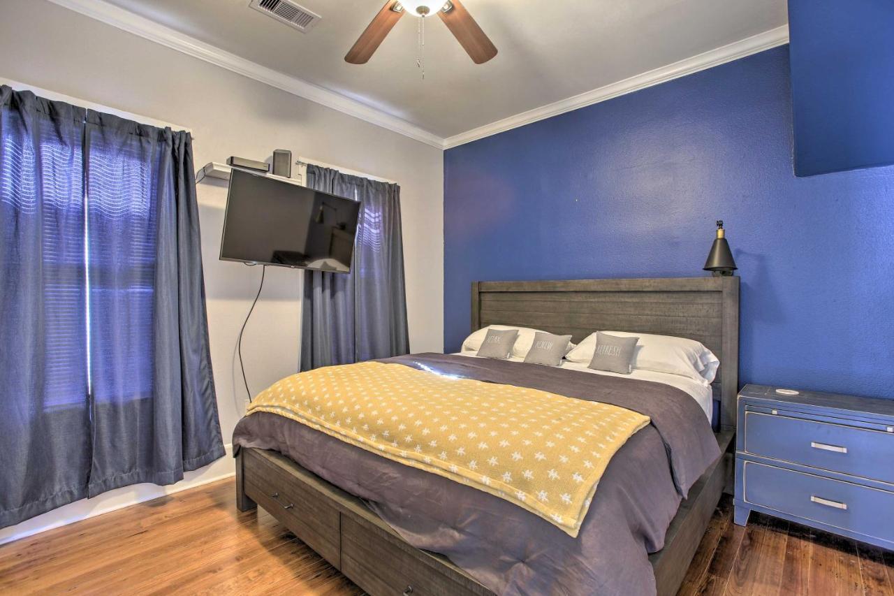 Cozy Beach Bungalow Near Galveston Seawall And Pier Exteriör bild